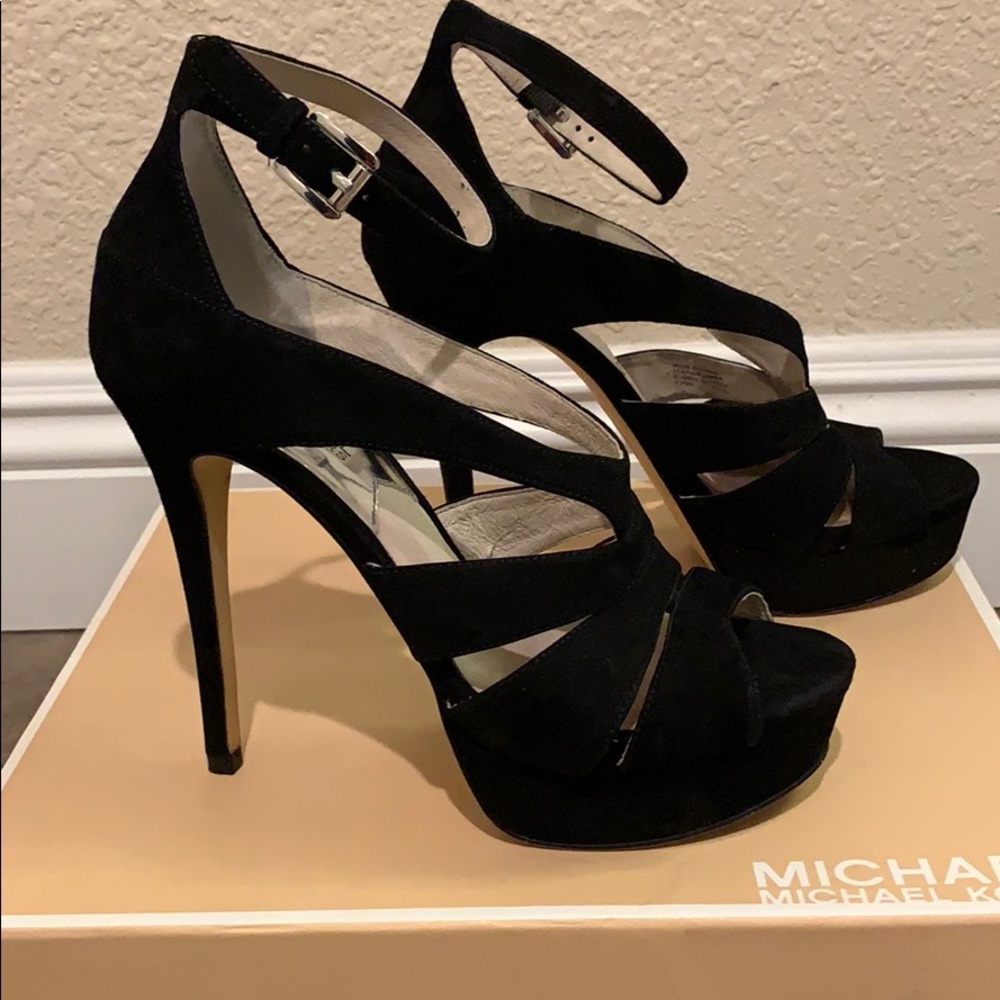 Michael Kors suede black heels